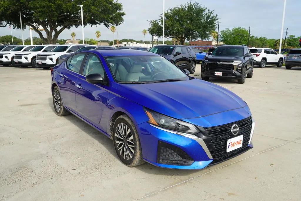 2025 Nissan Altima 2.5 SV