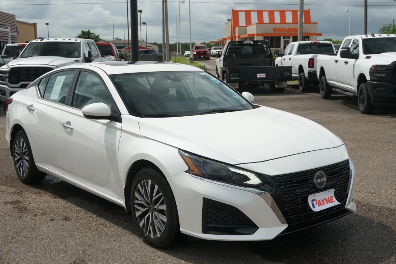2024 Nissan Altima 2.5 SV