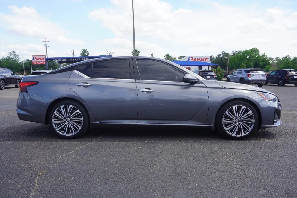 2023 Nissan Altima 2.5 SL