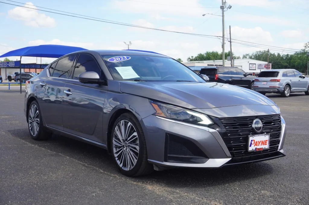 2023 Nissan Altima 2.5 SL