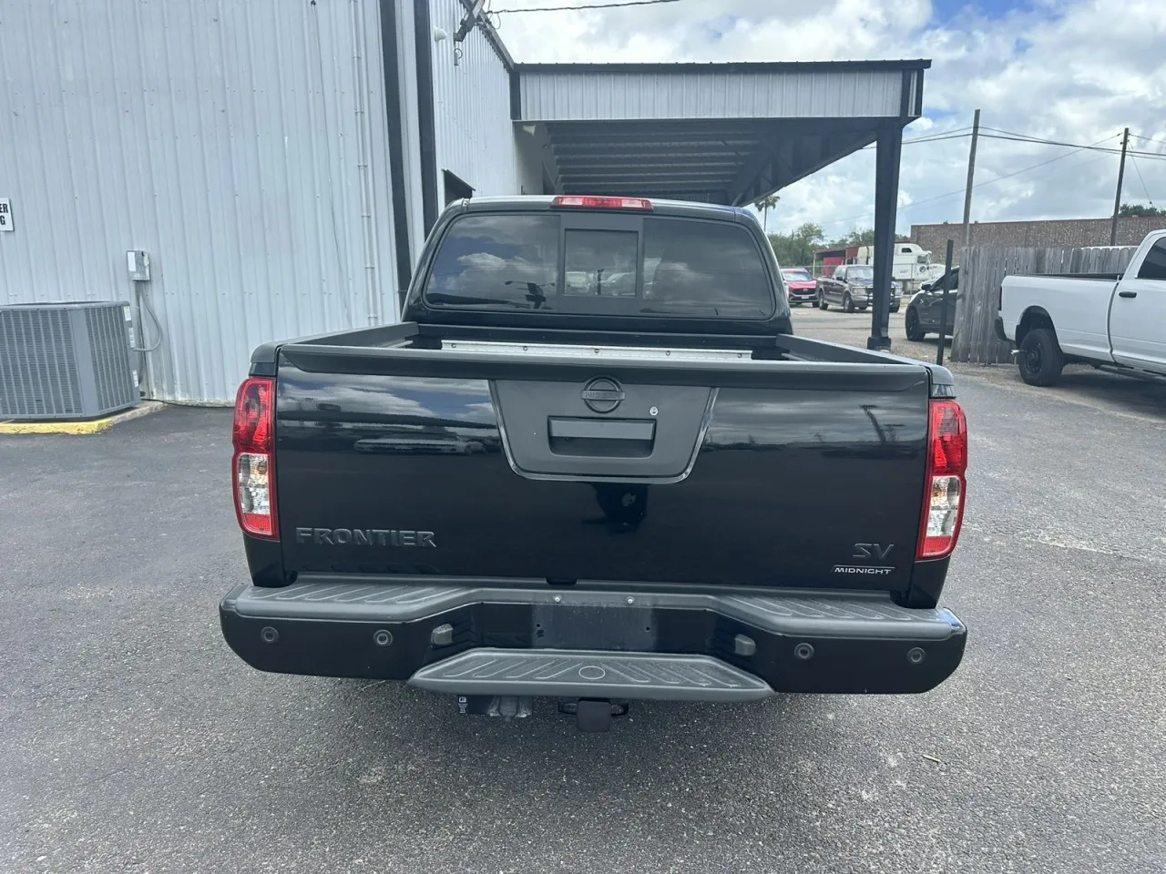 2021 Nissan Frontier SV