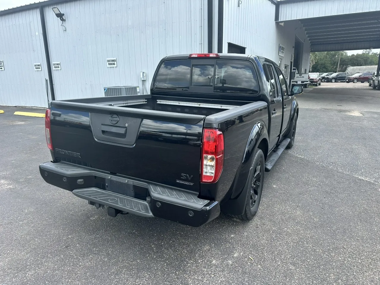 2021 Nissan Frontier SV