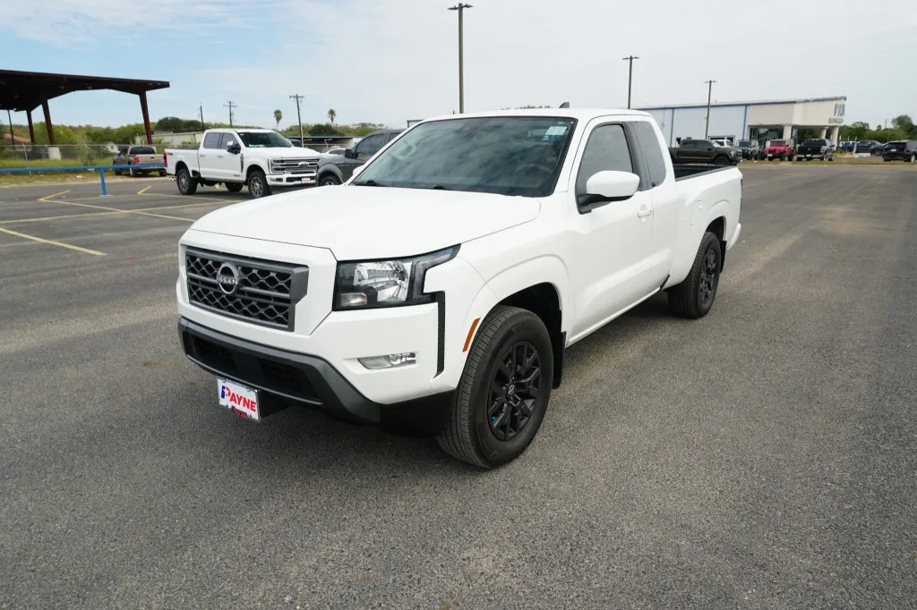 2024 Nissan Frontier S