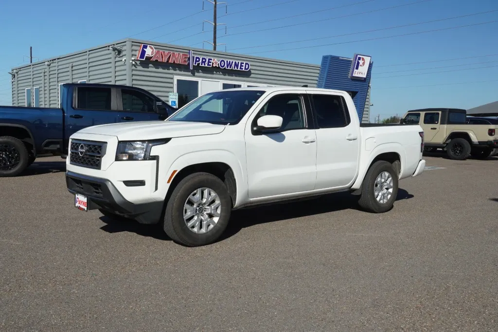 2023 Nissan Frontier SV