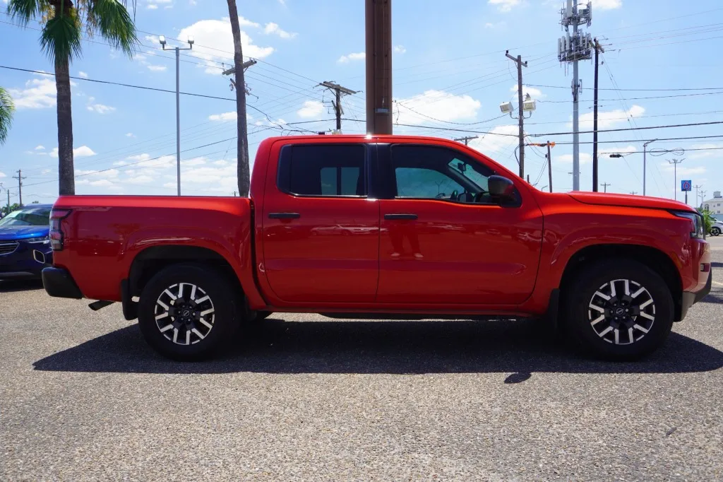 2022 Nissan Frontier S
