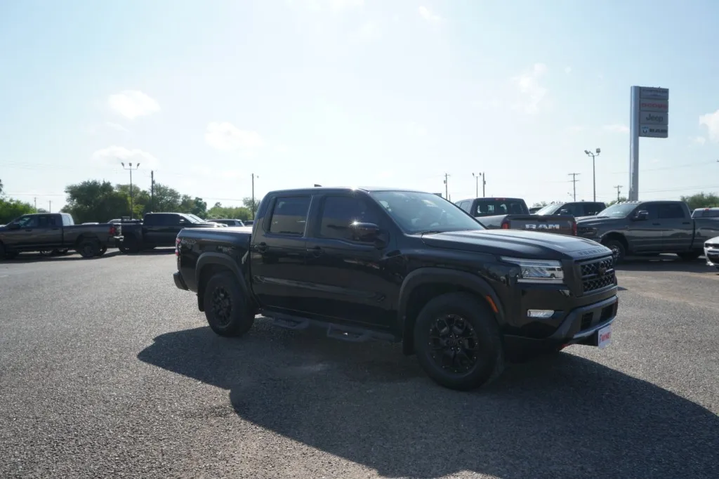 2022 Nissan Frontier PRO-X
