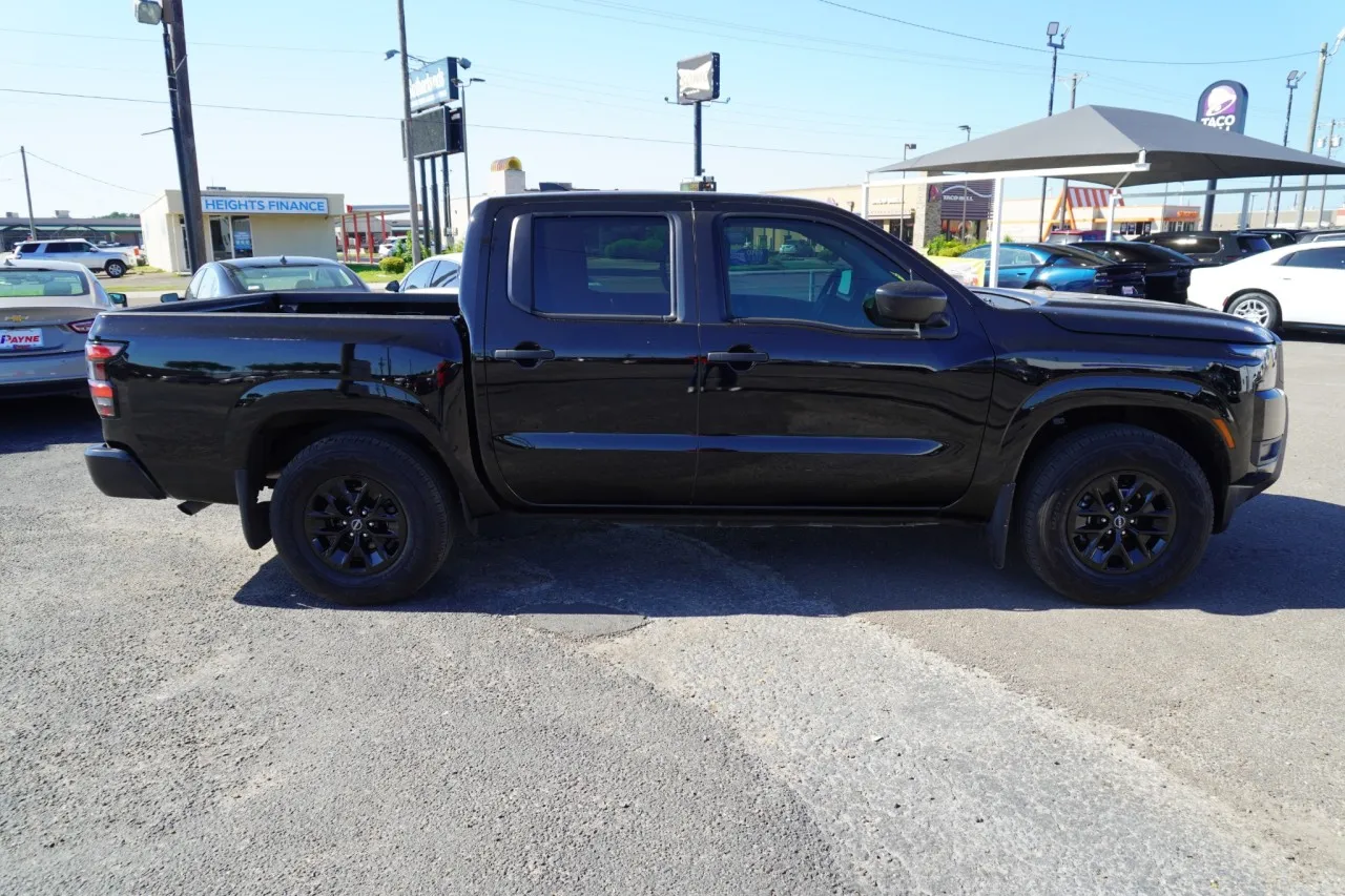 2025 Nissan Frontier S