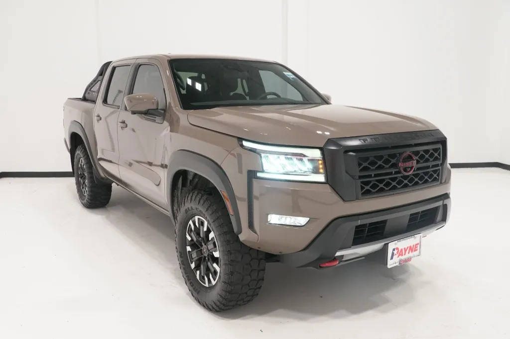 2023 Nissan Frontier PROX4