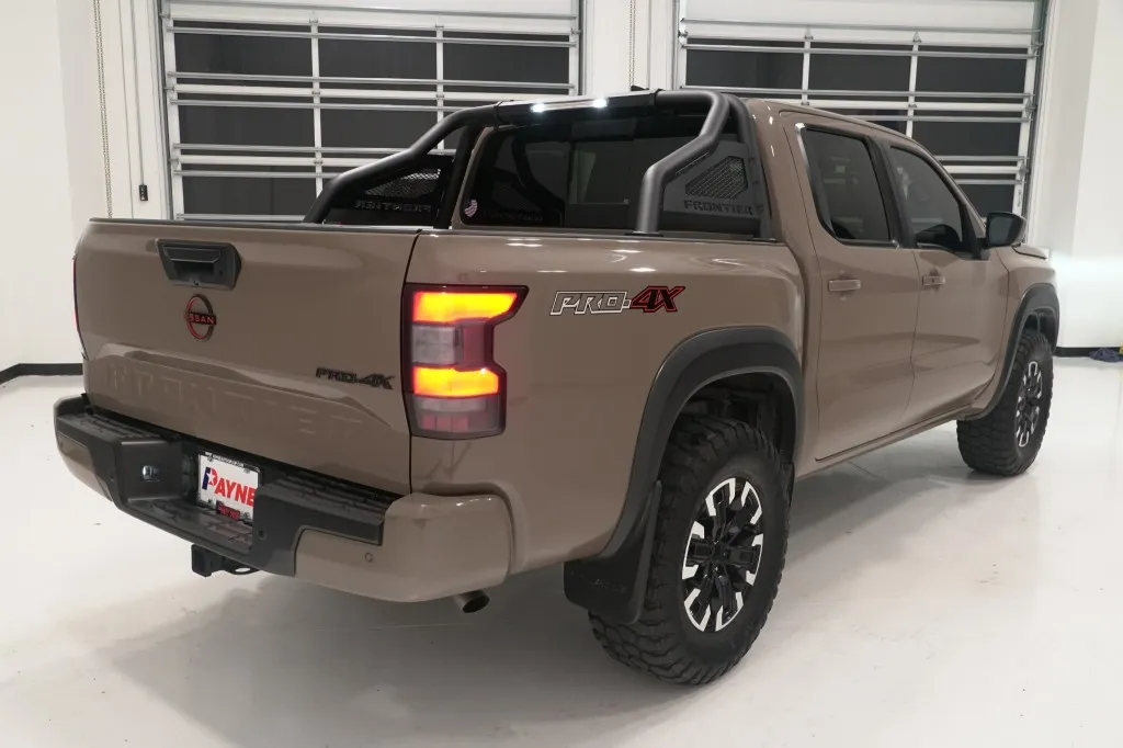 2023 Nissan Frontier PROX4