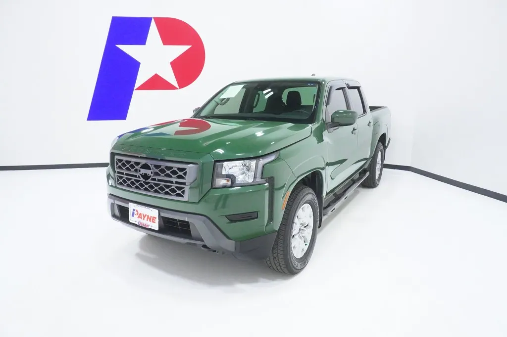 2022 Nissan Frontier SV