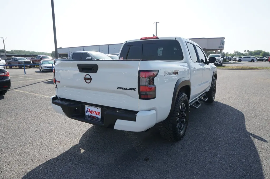 2024 Nissan Frontier PRO-4X