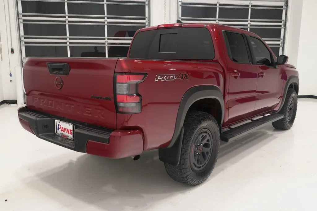 2024 Nissan Frontier PRO-4X