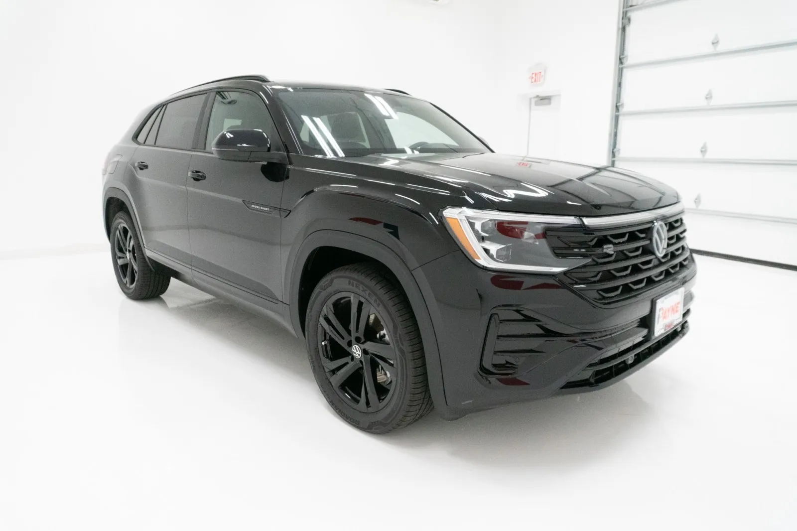 2026 Volkswagen Atlas Cross Sport 2.0T SEL R-Line Black 2026 Volkswagen Atlas Cross Sport 2.0T SEL R-Line Black