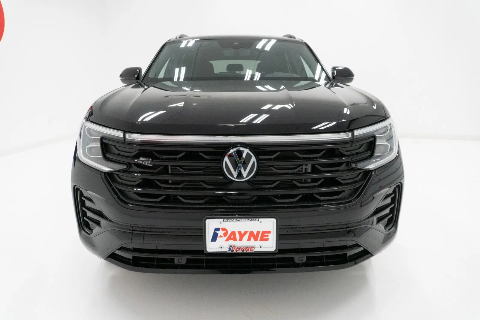 2026 Volkswagen Atlas Cross Sport 2.0T SEL R-Line Black 2026 Volkswagen Atlas Cross Sport 2.0T SEL R-Line Black