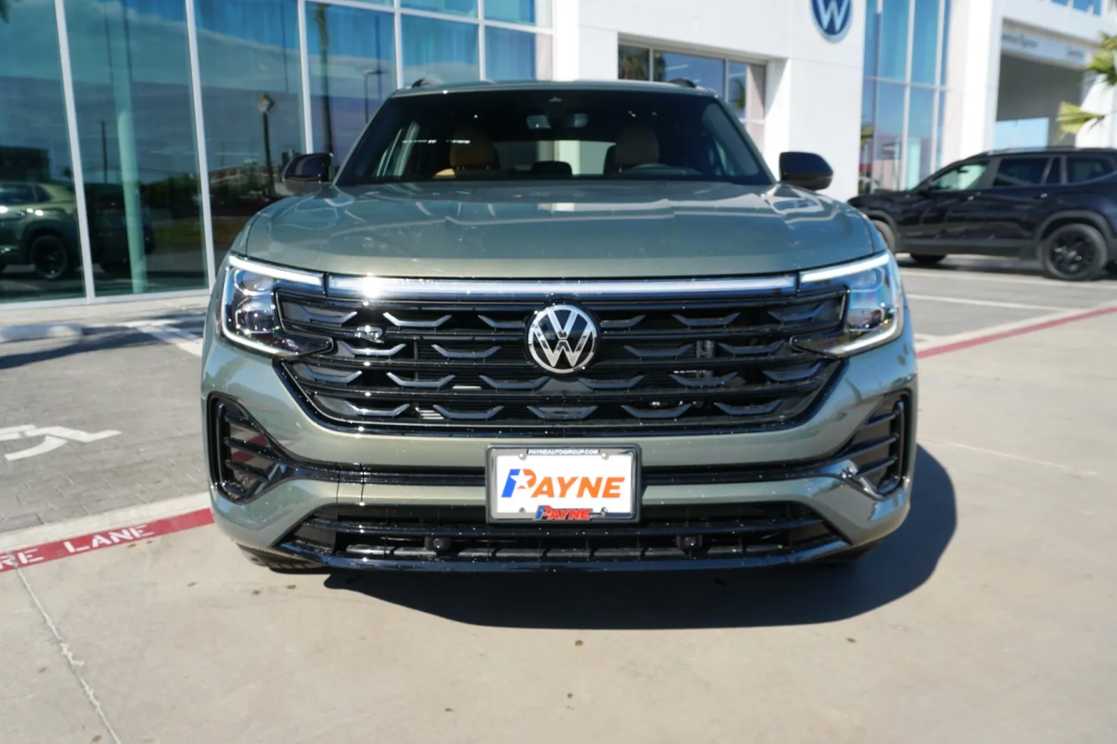 2026 Volkswagen Atlas Cross Sport 2.0T SEL R-Line Black