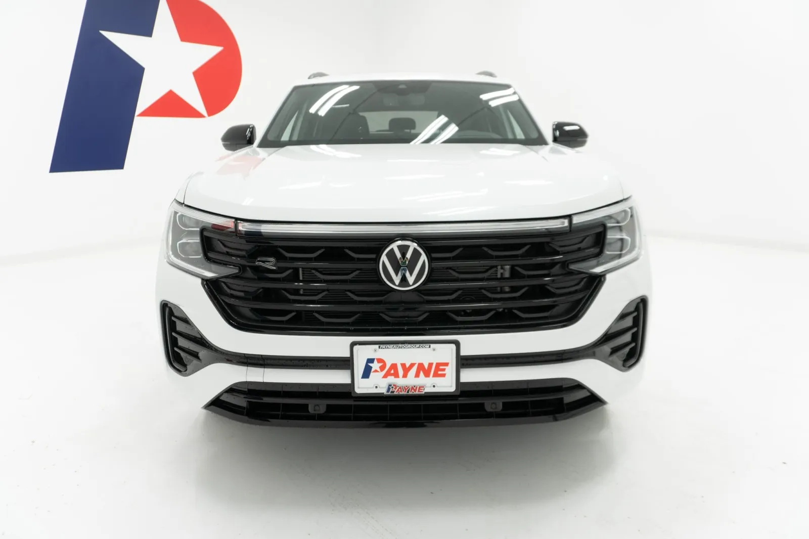2026 Volkswagen Atlas Cross Sport 2.0T SEL R-Line Black 2026 Volkswagen Atlas Cross Sport 2.0T SEL R-Line Black