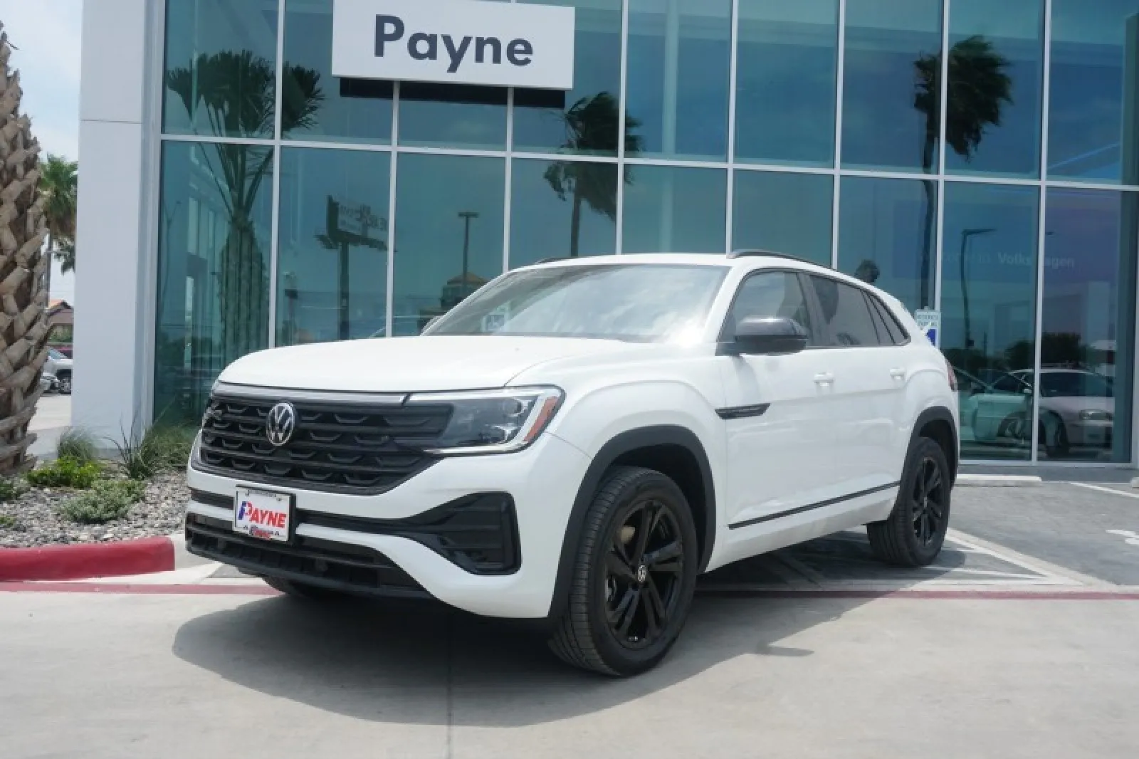 2025 Volkswagen Atlas Cross Sport 2.0T SEL R-Line Black