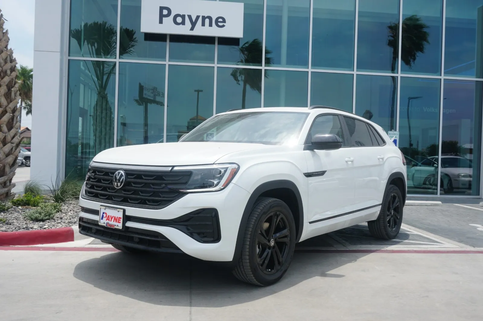 2025 Volkswagen Atlas Cross Sport 2.0T SEL R-Line Black