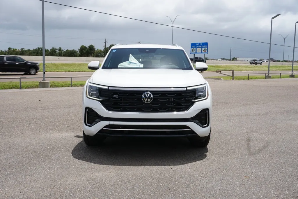 2024 Volkswagen Atlas Cross Sport 2.0T SEL R-Line 2024 Volkswagen Atlas Cross Sport 2.0T SEL R-Line