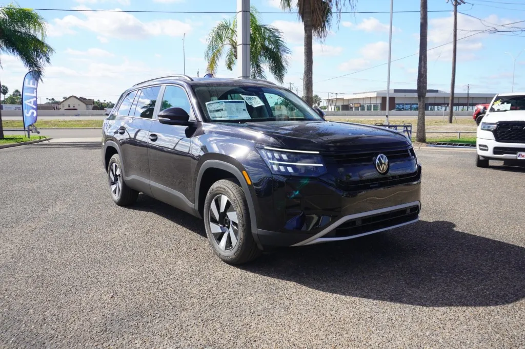 2027 Volkswagen Atlas SE