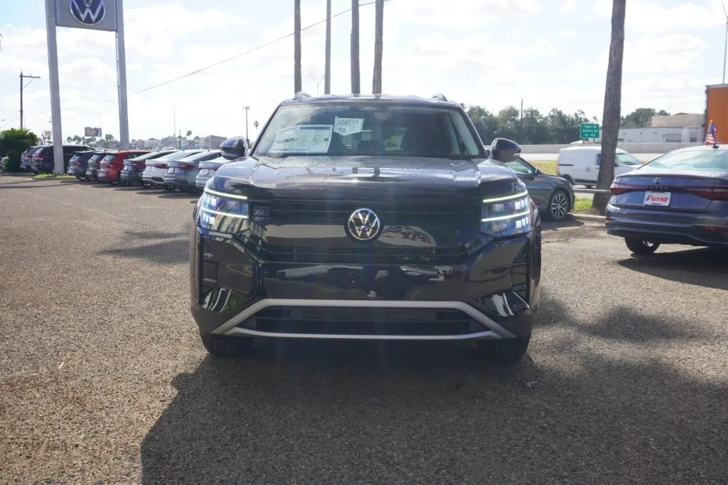2027 Volkswagen Atlas SE
