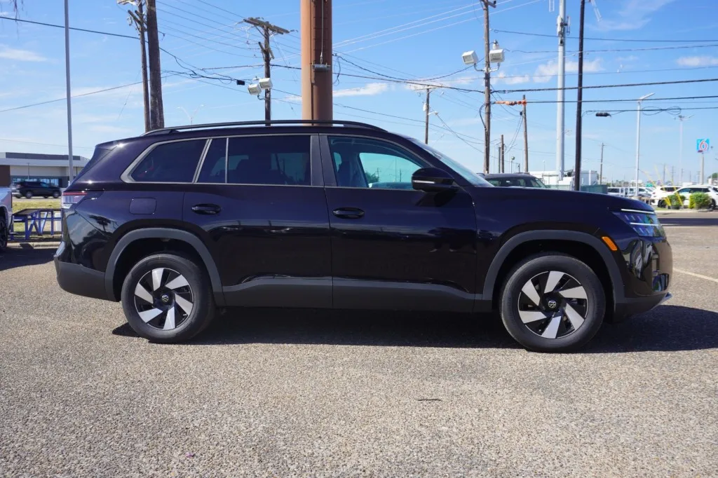 2027 Volkswagen Atlas SE