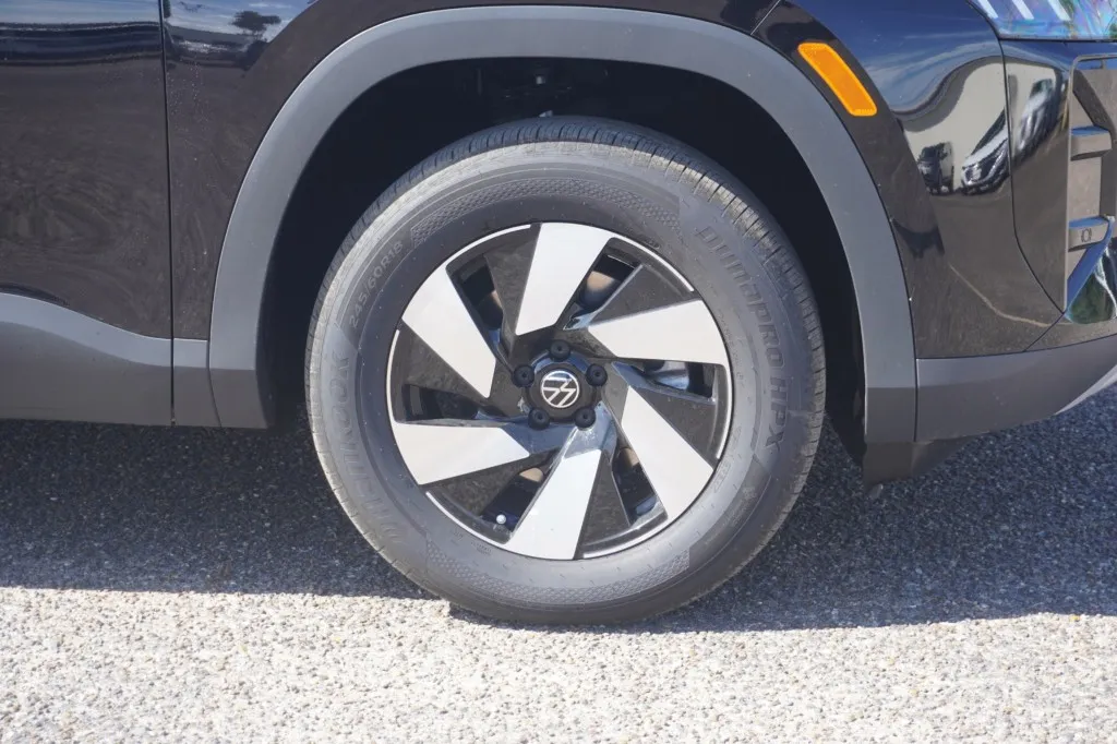 2027 Volkswagen Atlas SE