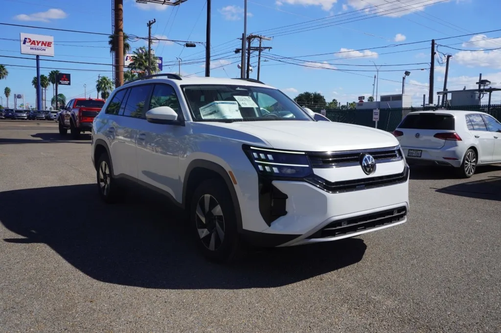 2027 Volkswagen Atlas SE