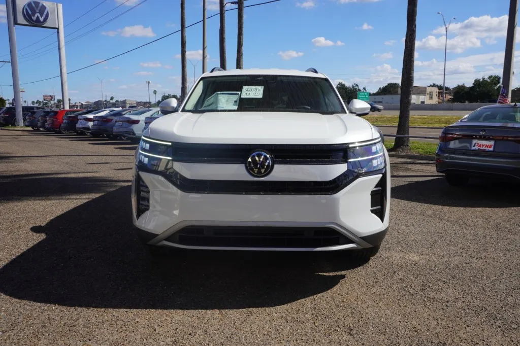 2027 Volkswagen Atlas SE