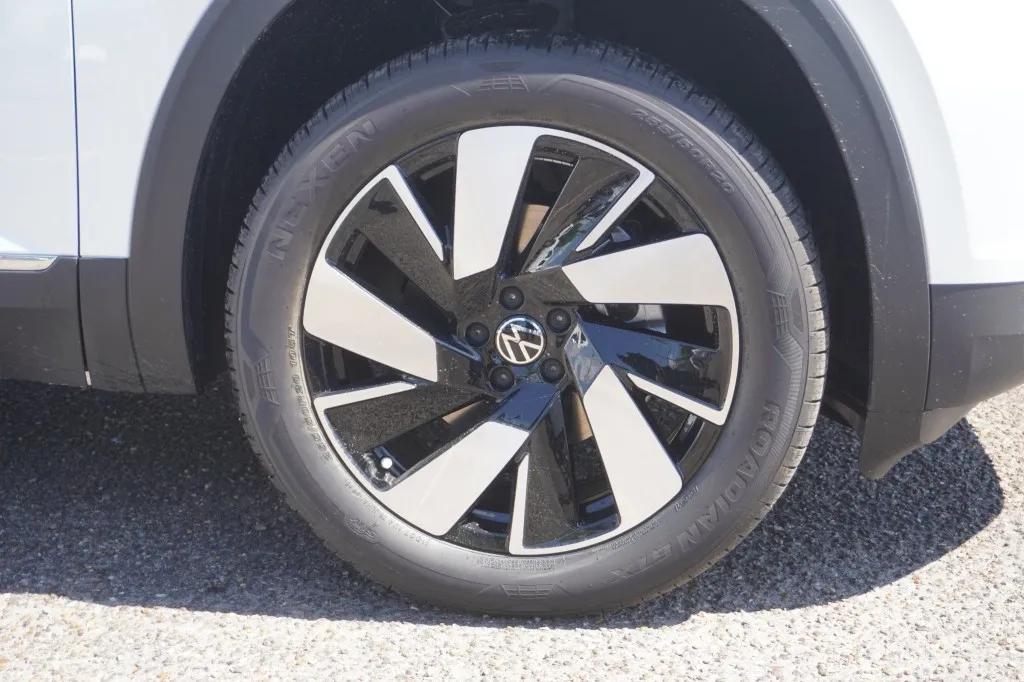 2026 Volkswagen Atlas Cross Sport 2.0T SEL 2026 Volkswagen Atlas Cross Sport 2.0T SEL