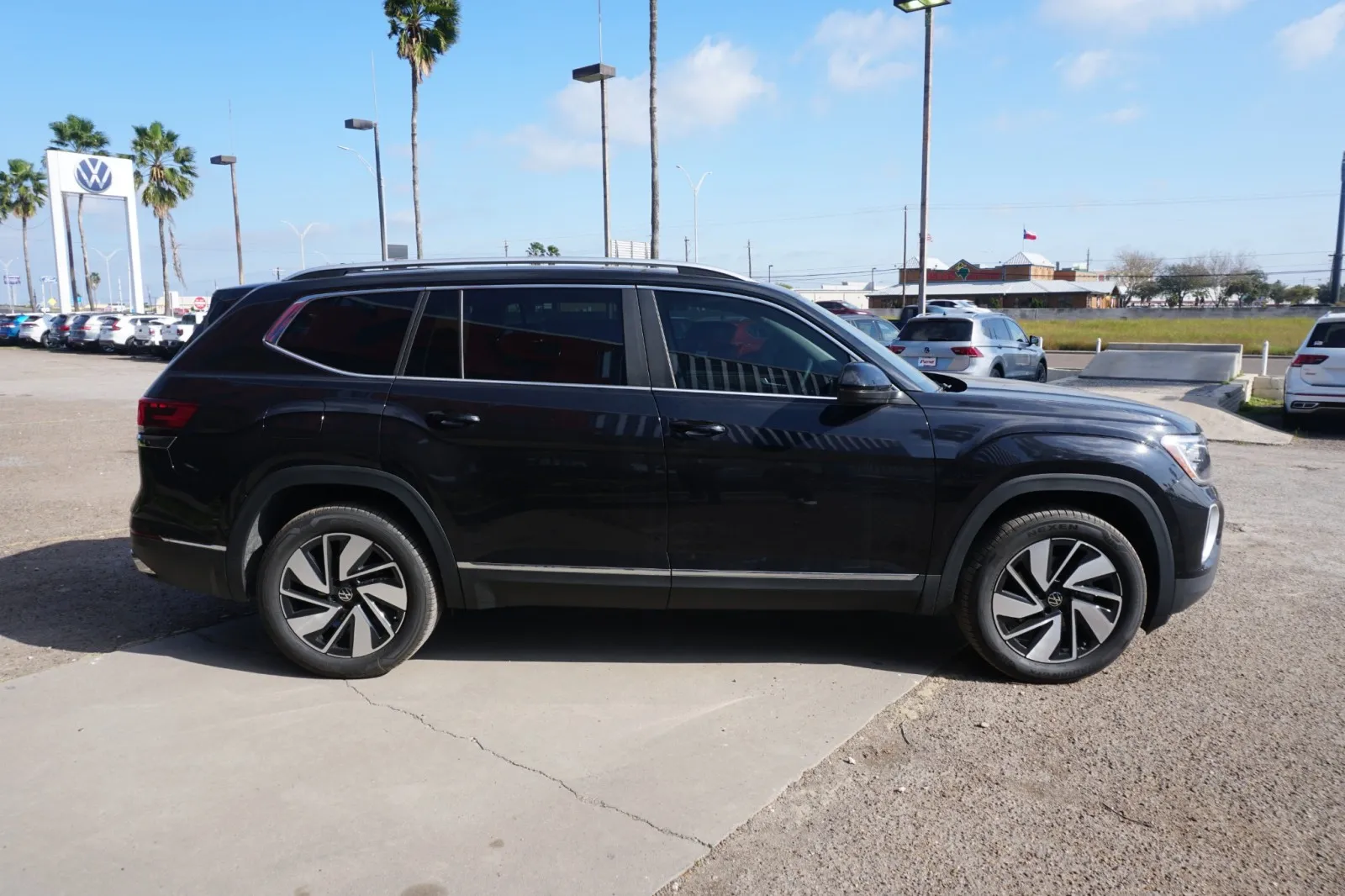 2024 Volkswagen Atlas 2.0T SEL 2024 Volkswagen Atlas 2.0T SEL
