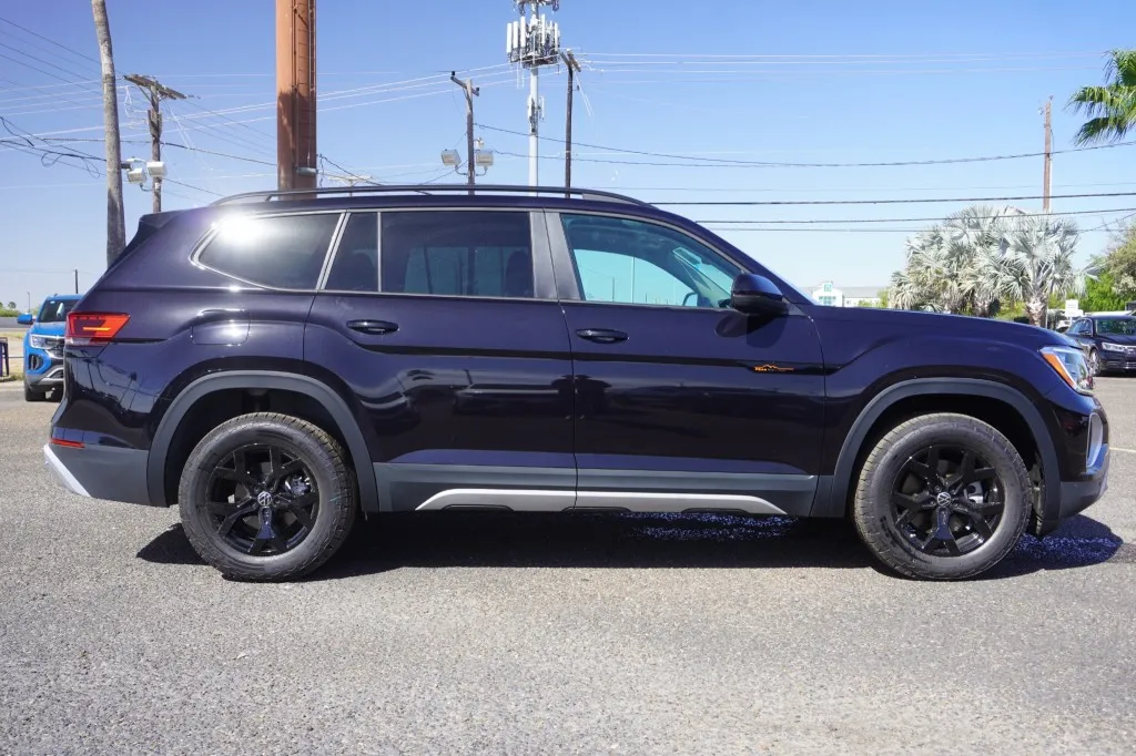 2026 Volkswagen Atlas 2.0T Peak Edition