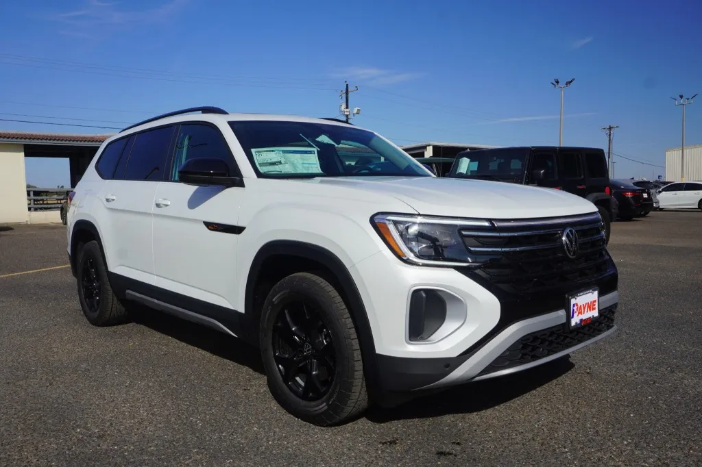2026 Volkswagen Atlas 2.0T Peak Edition