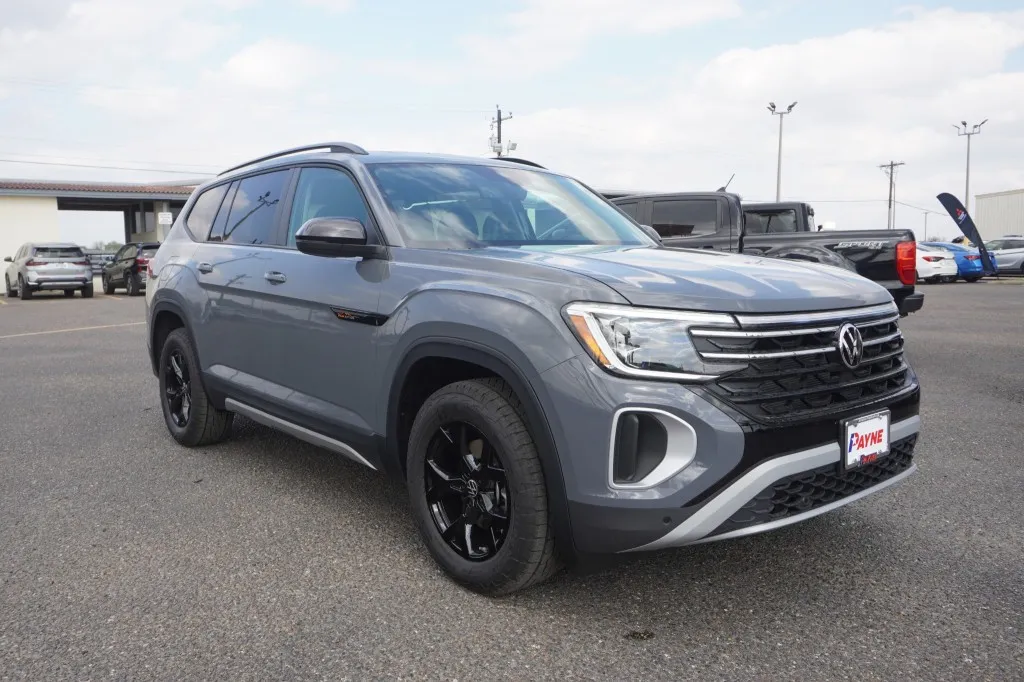 2026 Volkswagen Atlas 2.0T Peak Edition