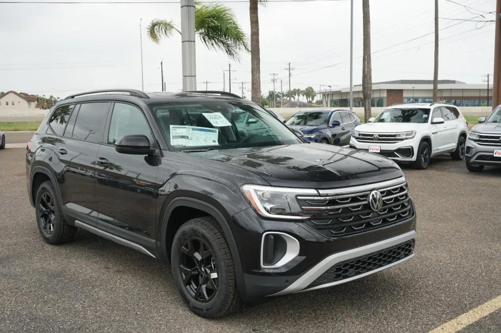 2026 Volkswagen Atlas 2.0T Peak Edition