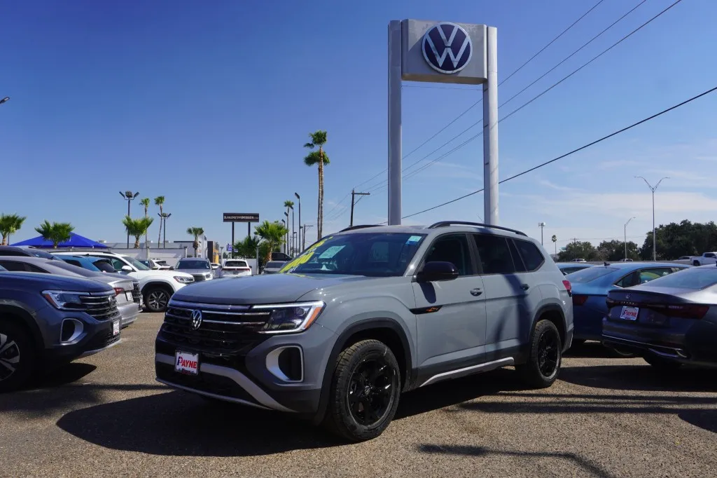 2026 Volkswagen Atlas 2.0T Peak Edition