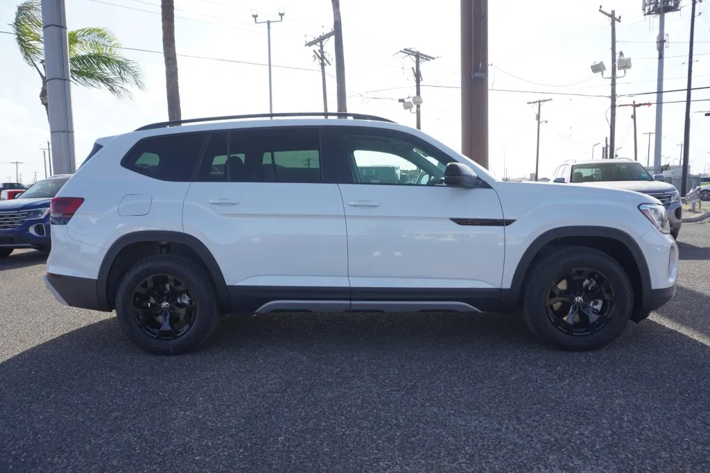 2026 Volkswagen Atlas 2.0T Peak Edition