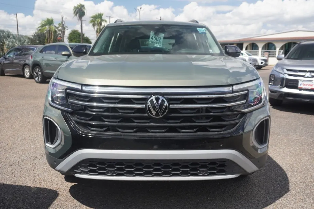 2025 Volkswagen Atlas 2.0T Peak Edition