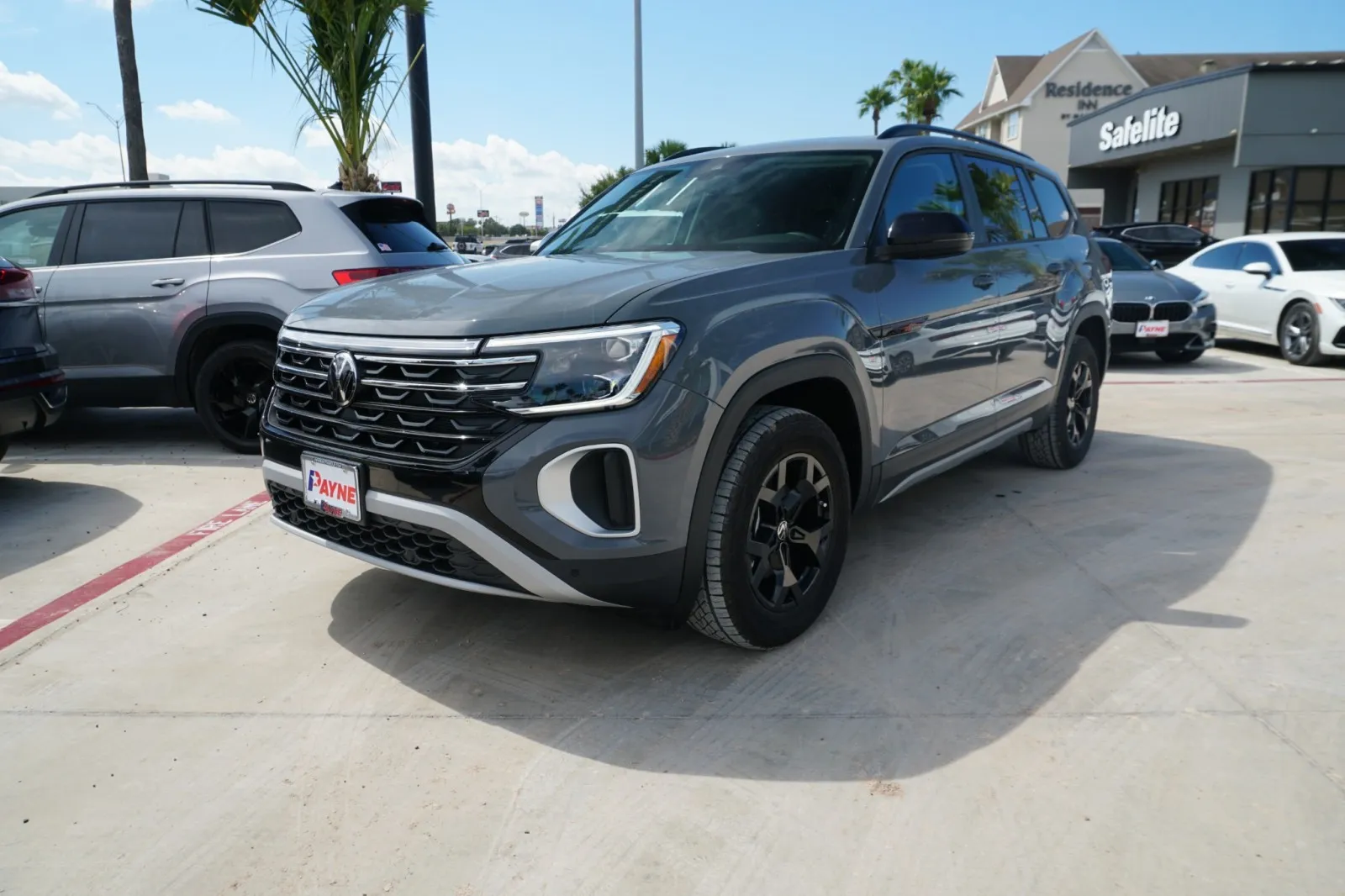 2025 Volkswagen Atlas 2.0T Peak Edition