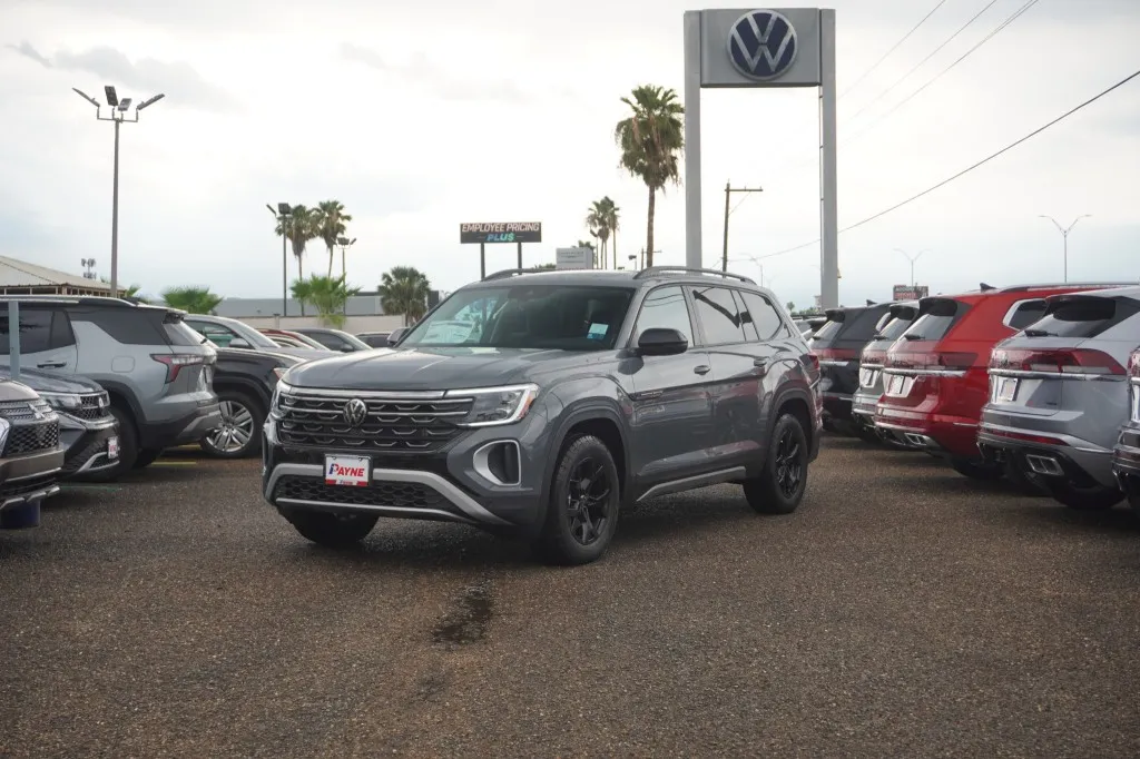2025 Volkswagen Atlas 2.0T Peak Edition