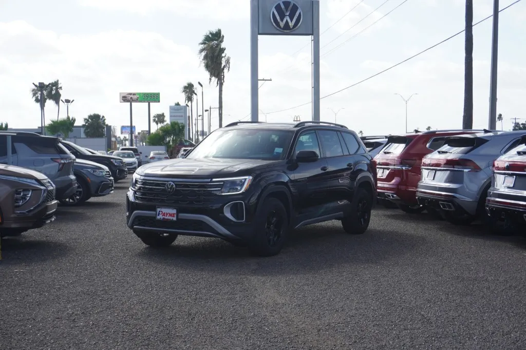 2025 Volkswagen Atlas 2.0T Peak Edition