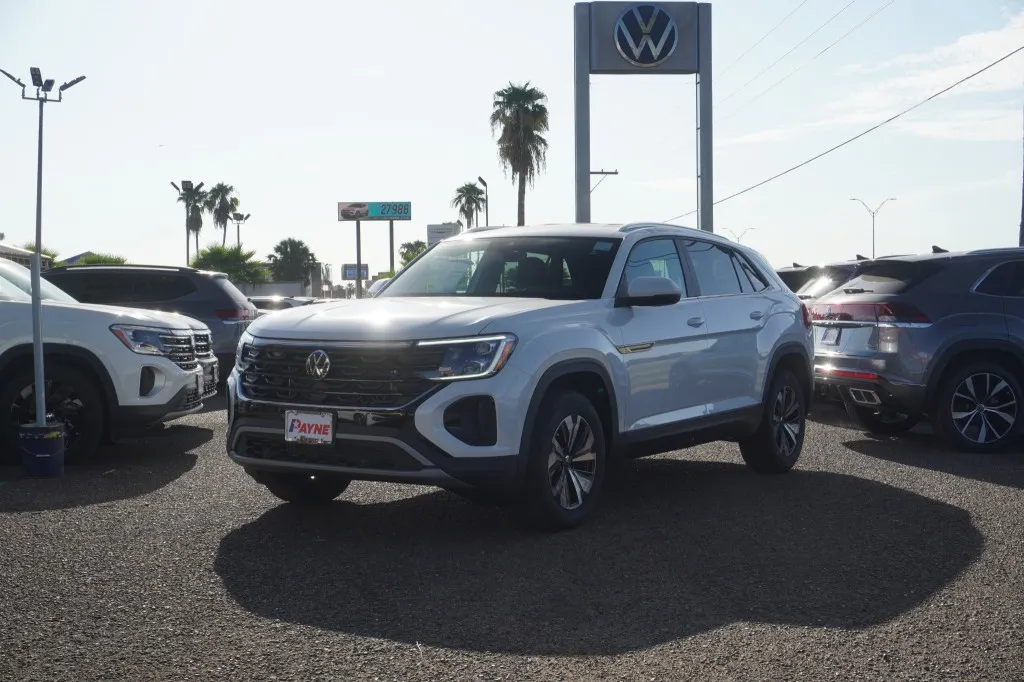 2026 Volkswagen Atlas Cross Sport 2.0T SE