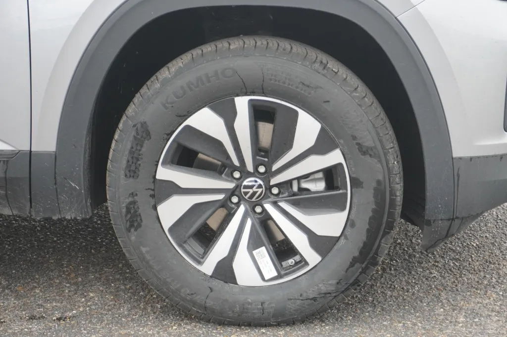 2026 Volkswagen Atlas Cross Sport 2.0T SE 2026 Volkswagen Atlas Cross Sport 2.0T SE