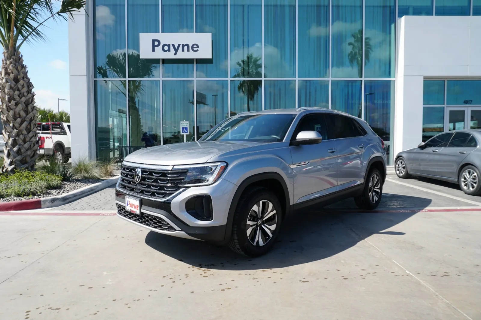 2026 Volkswagen Atlas Cross Sport 2.0T SE