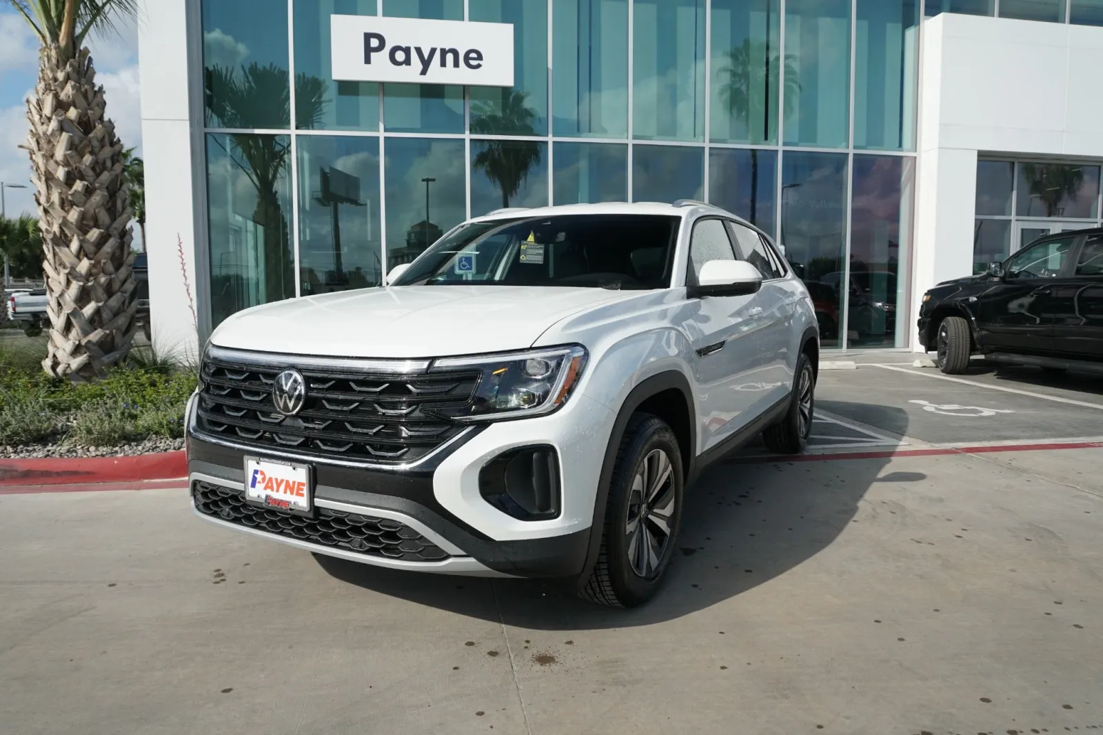 2026 Volkswagen Atlas Cross Sport 2.0T SE