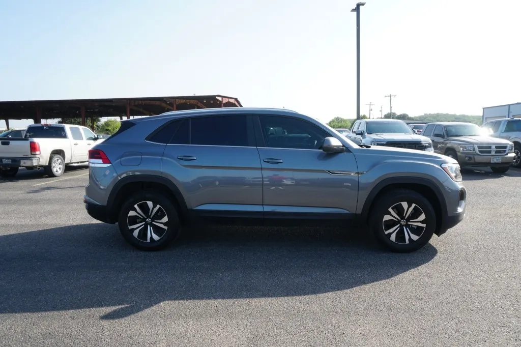 2024 Volkswagen Atlas Cross Sport 2.0T SE