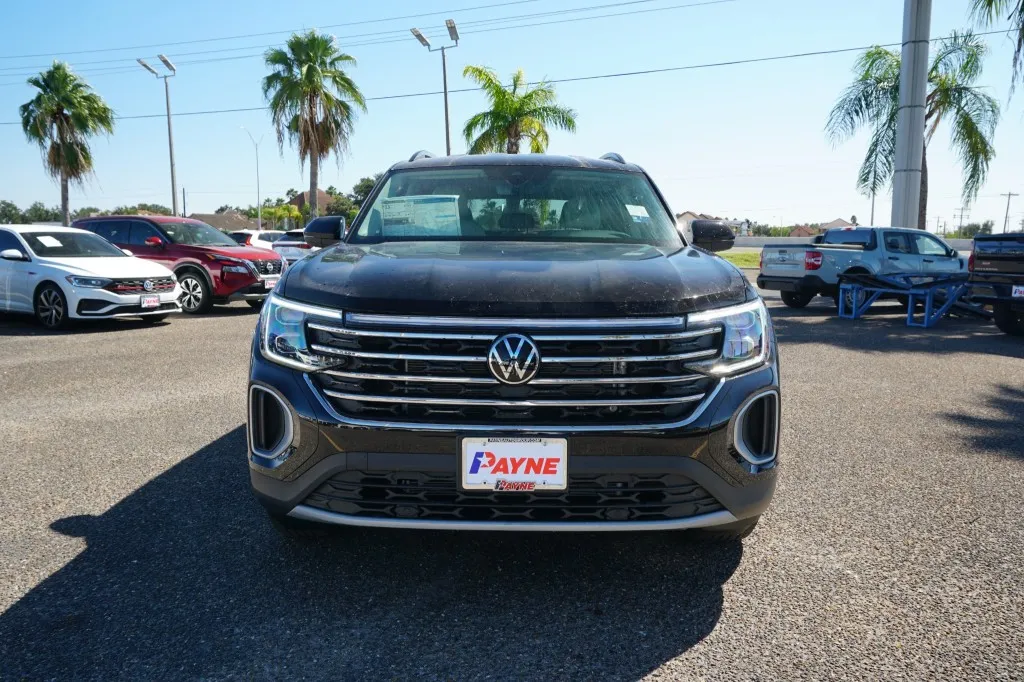 2026 Volkswagen Atlas 2.0T SE