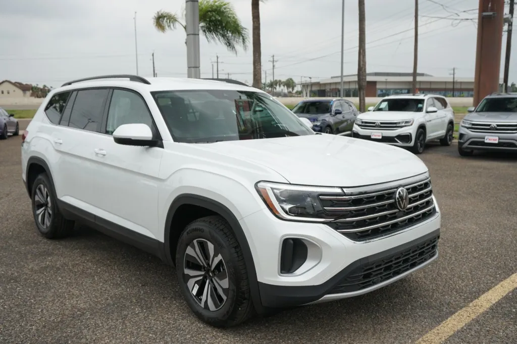 2026 Volkswagen Atlas 2.0T SE