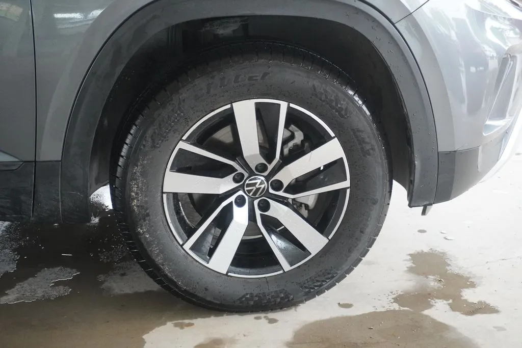 2023 Volkswagen Atlas 2.0T SE