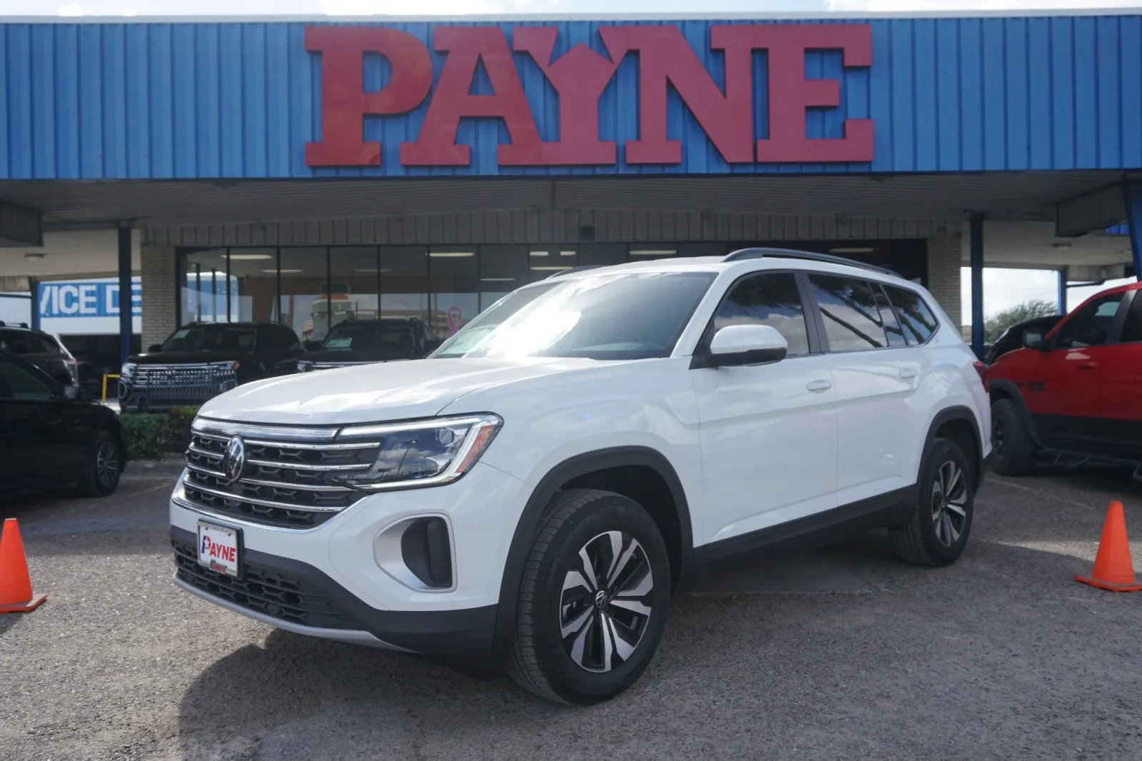 2024 Volkswagen Atlas 2.0T SE